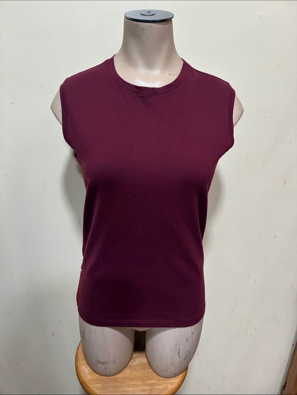 Prada Sleeveless Crewneck Tank Top - Burgundy
